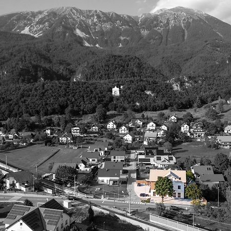 Kalan Boutique Stay Zirovnica Kültér fotó