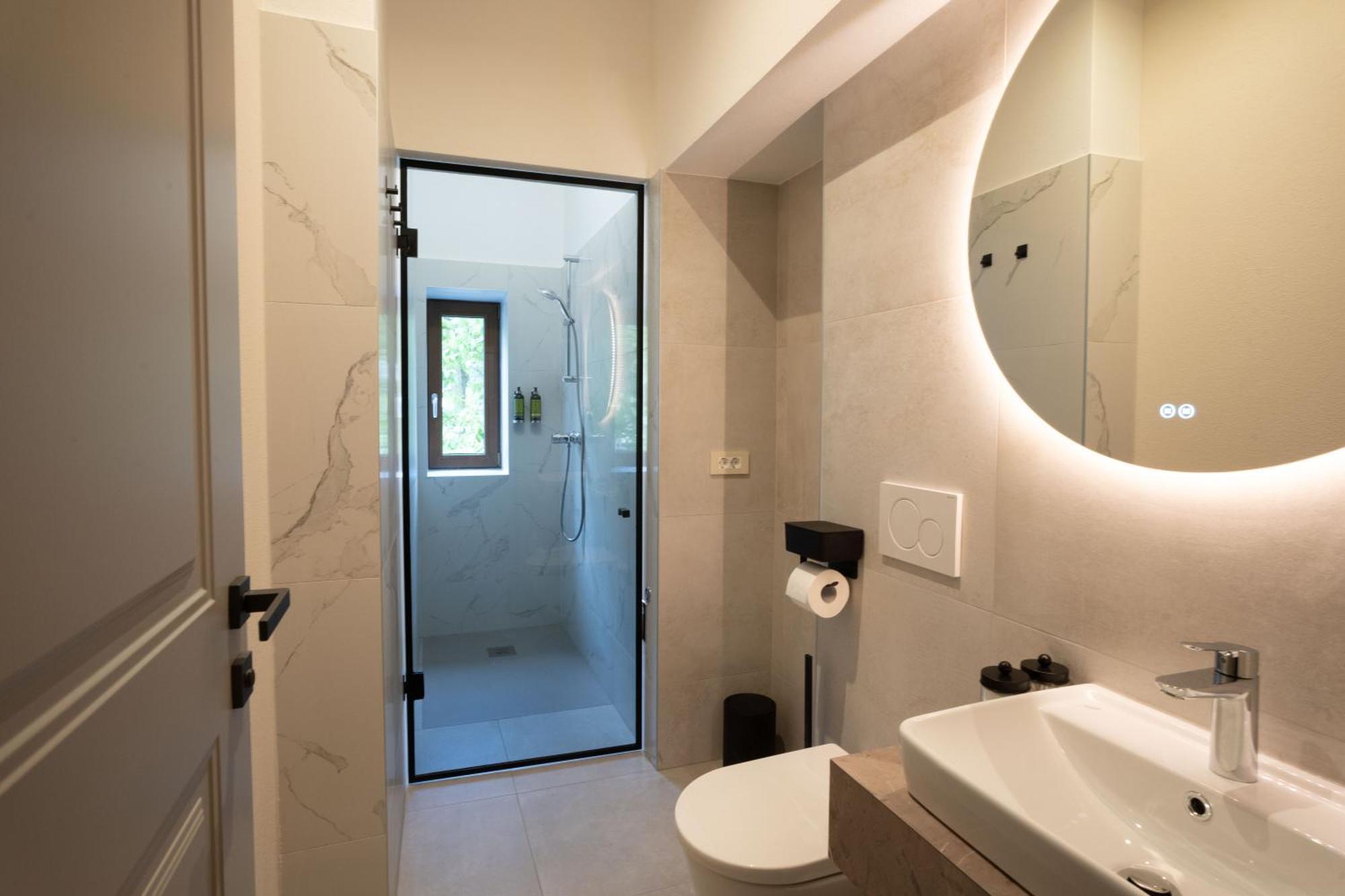 Kalan Boutique Stay Zirovnica Szoba fotó
